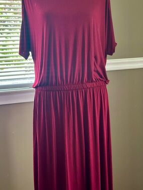 Women's Burgundy Maxi Dress with Elastic Waist